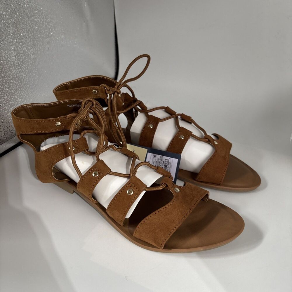 Women Lumi 8.5 Ankle Strap Sandals Brown Universal Thread